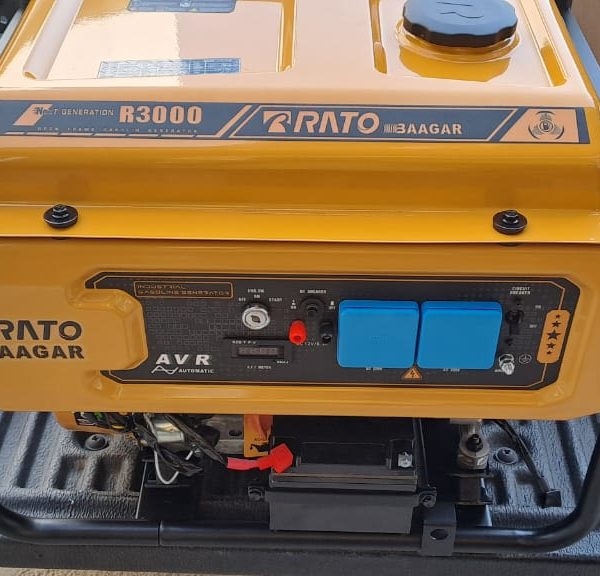 مولد 3000 ماركة بعجر RATO بنزين (PetroL )