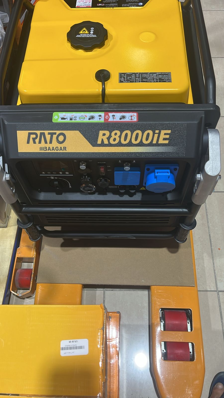 مولد كهرباء ماركة بعجرRATO 8000 كاتم بنزين ( petrol )